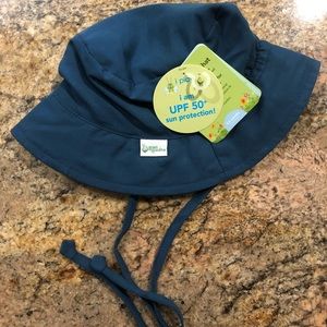 Brand new green sprouts baby bucket hat